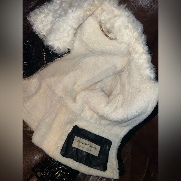 Burberry Patent Leather Jacket with Shearling interior. - Picture 3 of 7